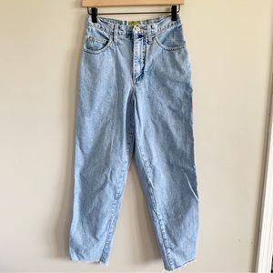 Esprit • vintage high rise mom jeans
